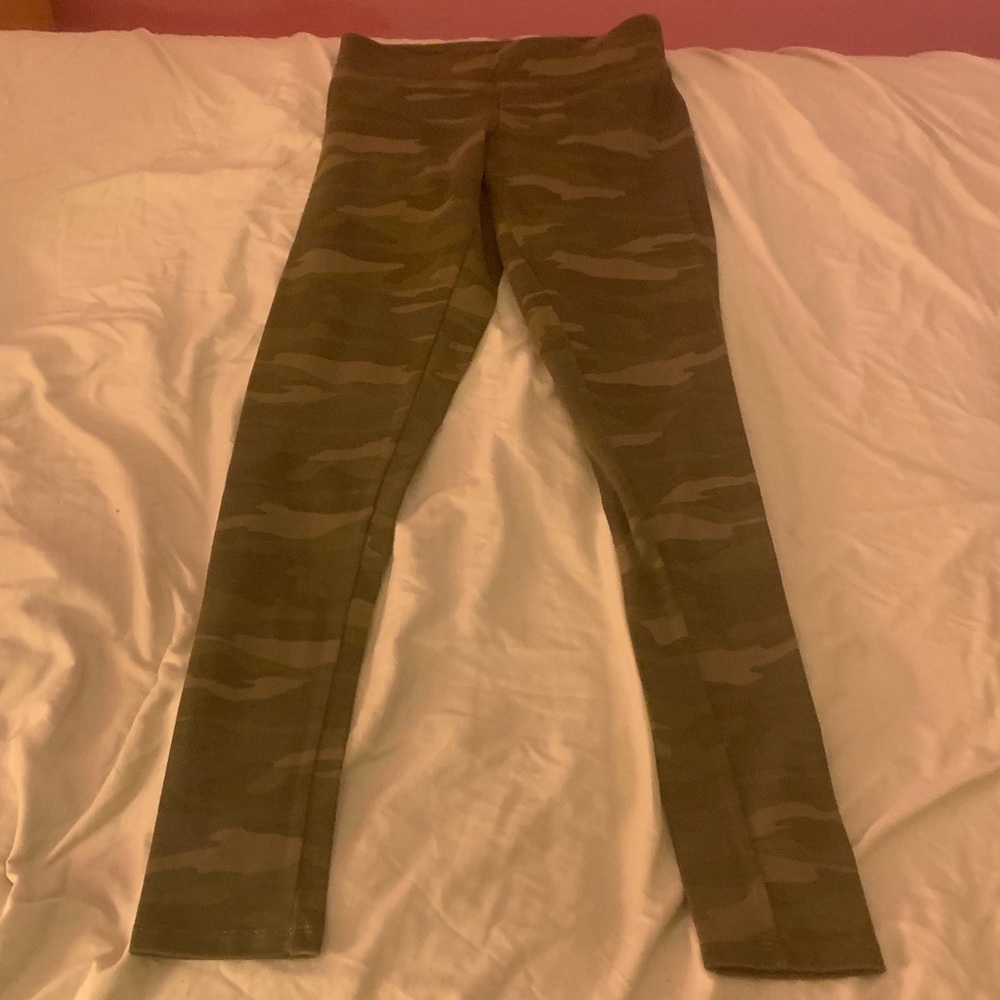 camouflage leggings